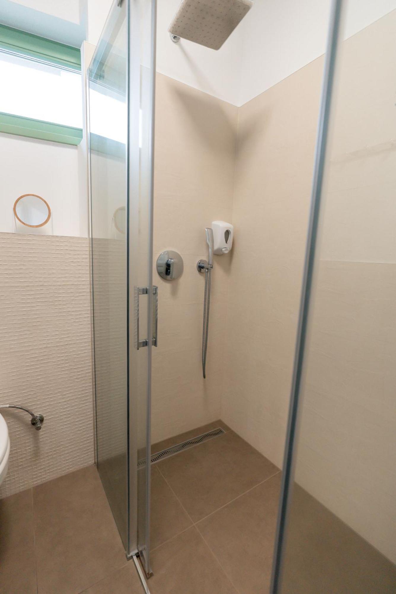 Jokai Apartman Dunafoldvar Exterior foto